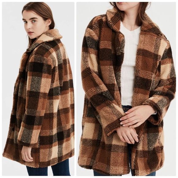 American Eagle Outfitters Jackets & Blazers - AMERICAN EAGLE oversized faux Sherpa fur coat